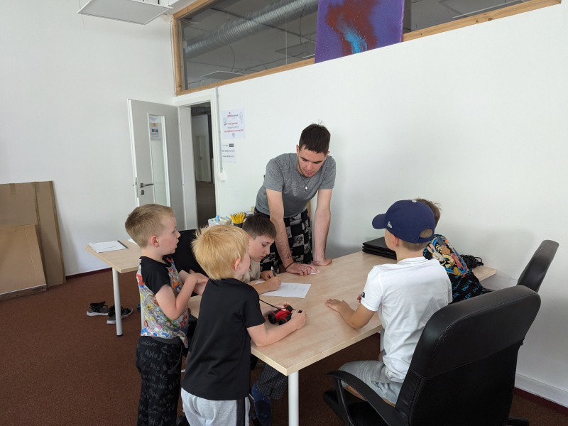 Rozvoj kreativity a dovedností | Bridge Academy